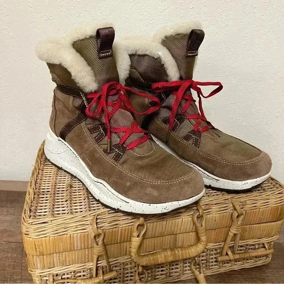 Bionica Olesha Boot Leather and shearling boots Light Brown Womens 9.5 - Picture 1 of 9